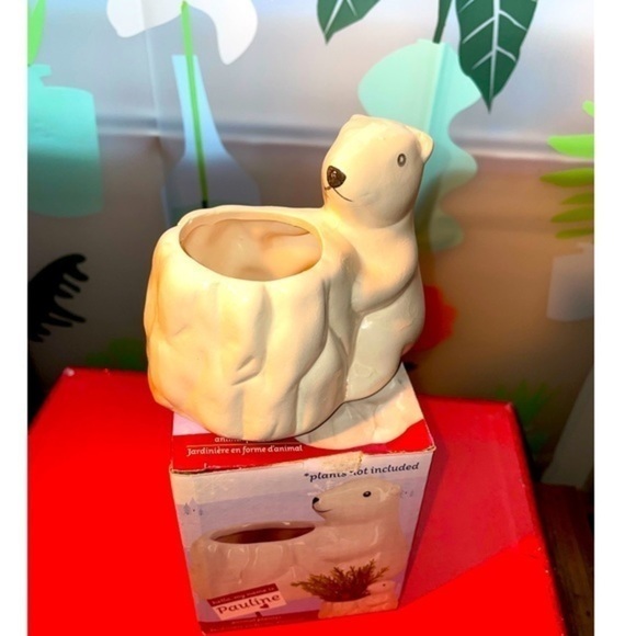 Polar Bear Animal Flower Succulent Planter Pot - Picture 2 of 7